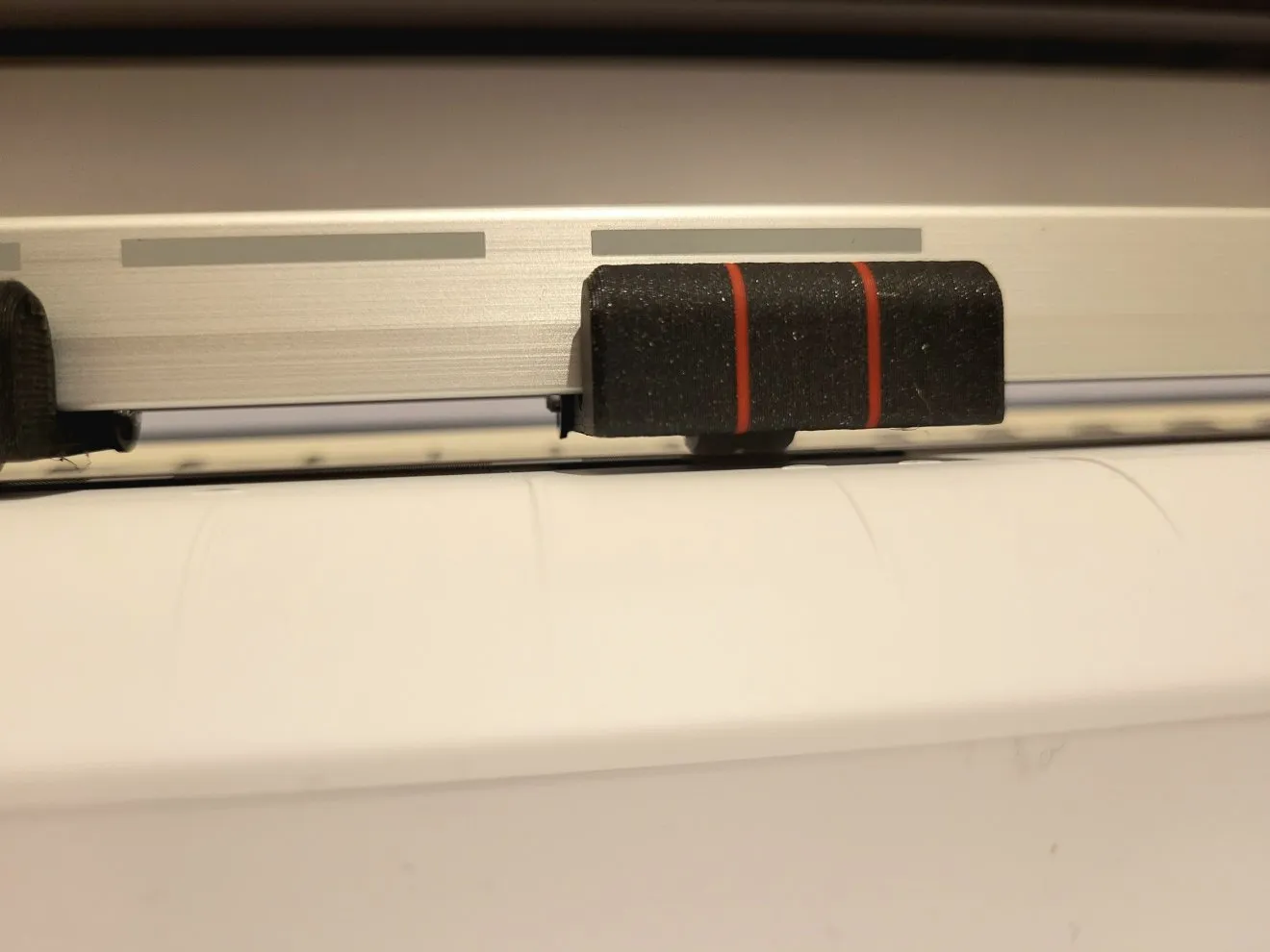 Bánh xe cấp liệu trung tâm cho máy cắt Cameo Silhouette Pro