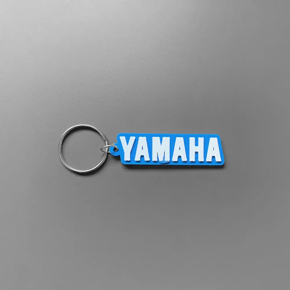 Móc khóa thương hiệu Yamaha in 3D với thiết kế đơn giản