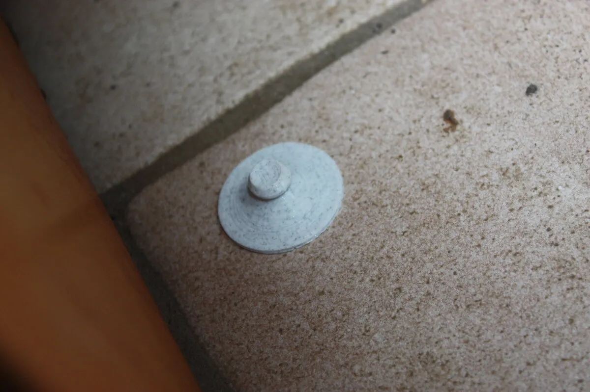 Cái chặn cửa chân không siêu dính 50cm