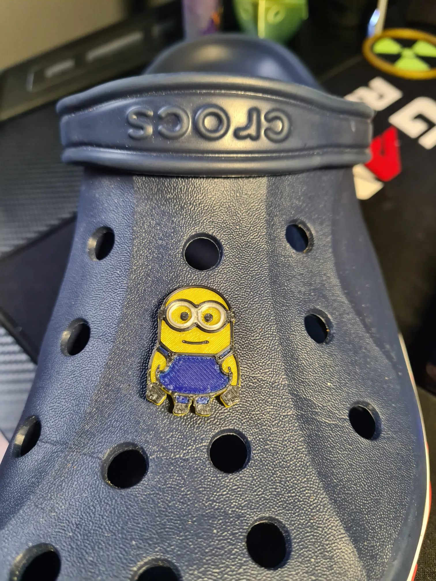 Minion Bob trang trí cho giày Crocs của bạn