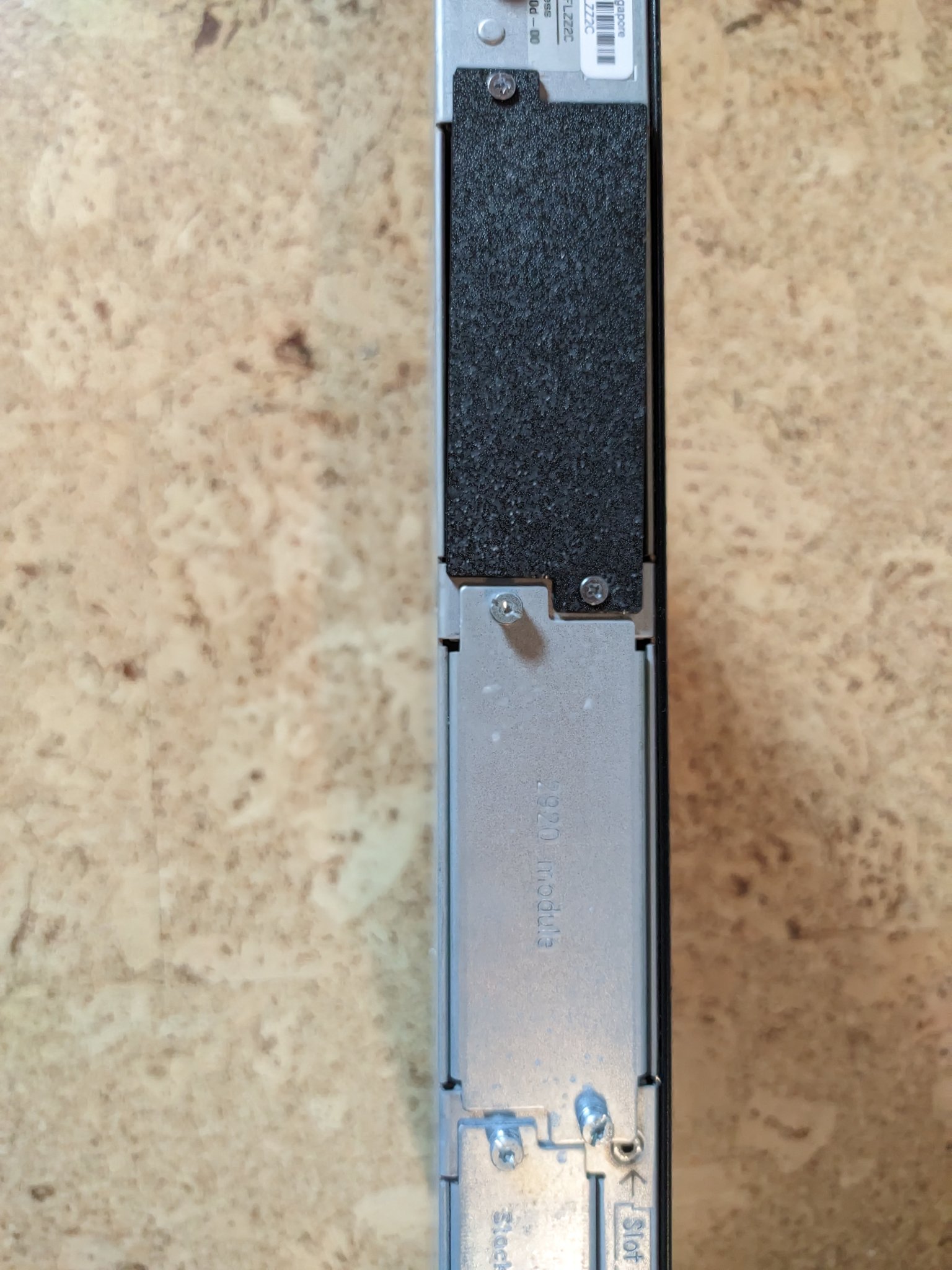 Nắp che khe cắm module cho Aruba 2920 Switch