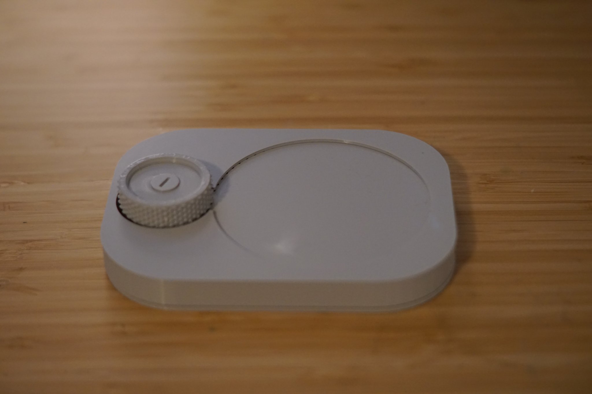 Bàn vẽ xoay một tay cho mô hình dễ dàng sơn