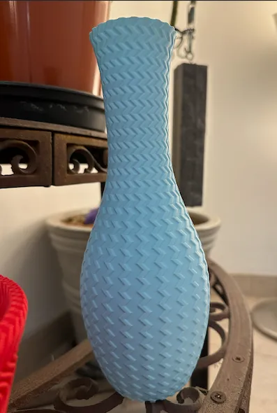 Bình hoa thiết kế chevron độc đáo