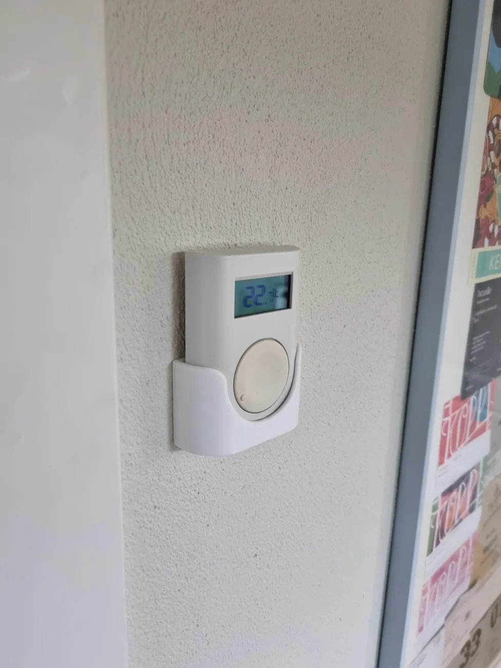 Giá đỡ tường cho bộ điều chỉnh nhiệt độ Wavin Ahc 9000