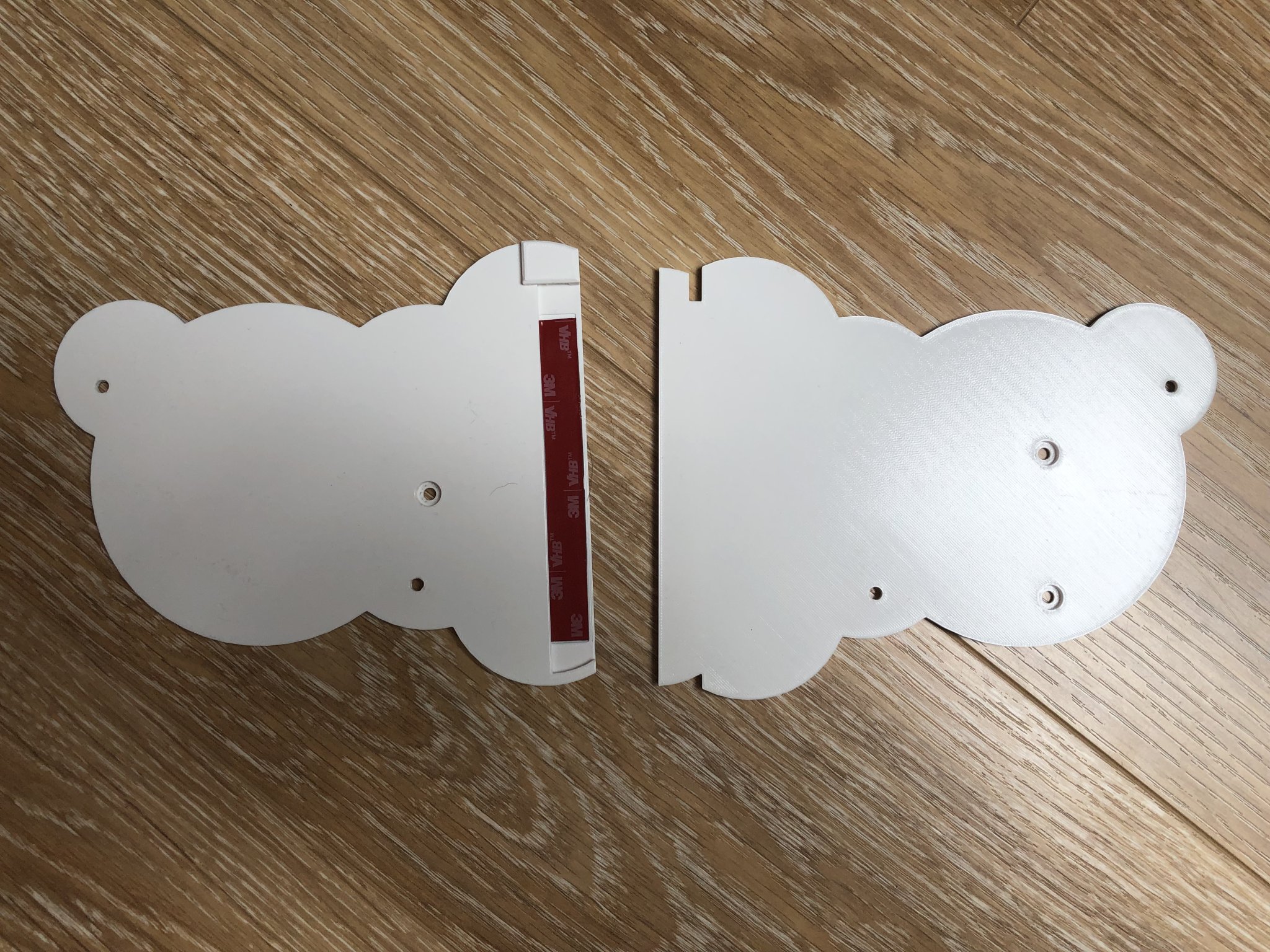 Giá đỡ giấy vệ sinh hình cừu đen