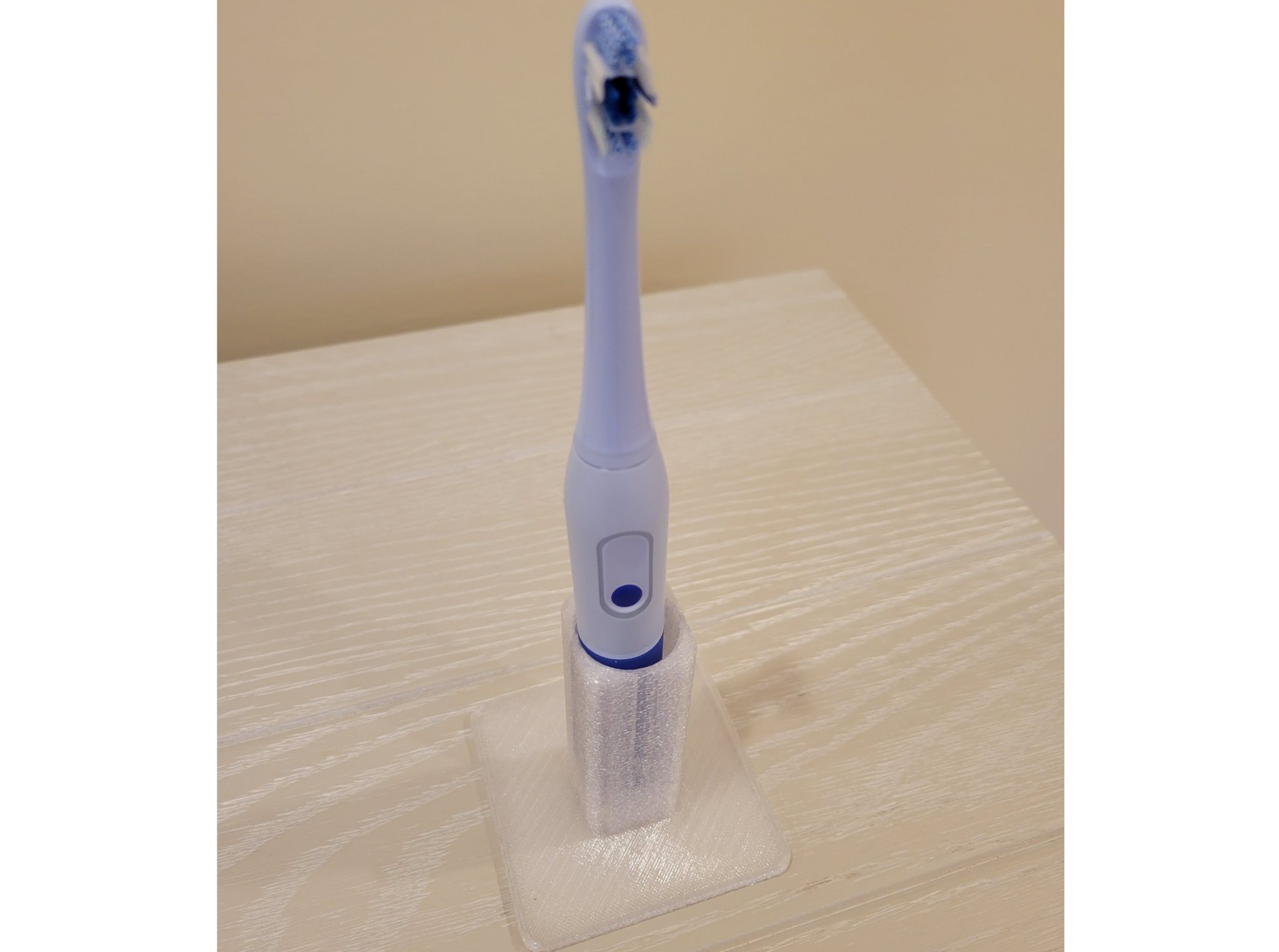 Giá đỡ bàn chải đánh răng có hệ thống thoát nước