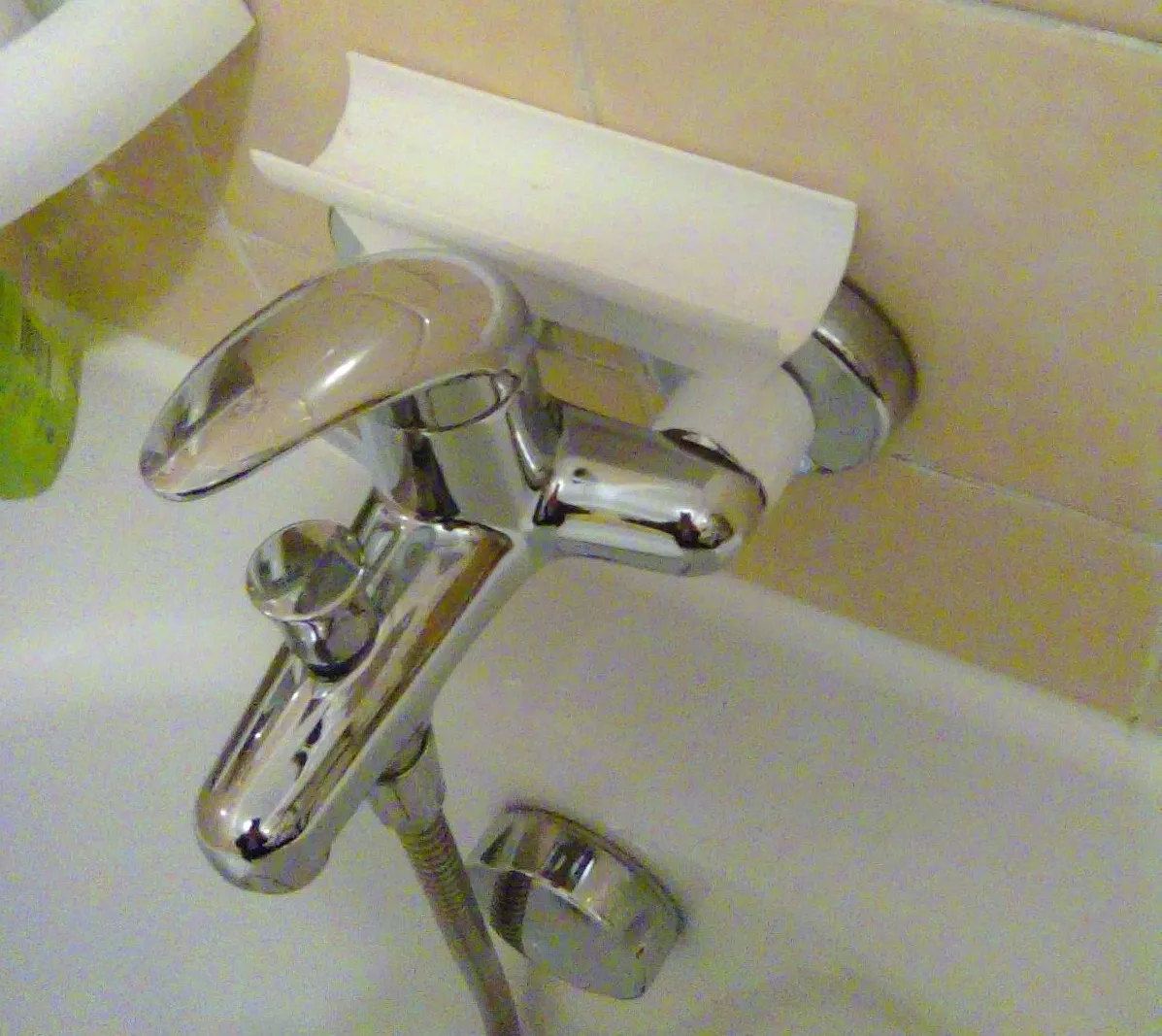 Giá đỡ vòi sen cho khoảng cách 100mm