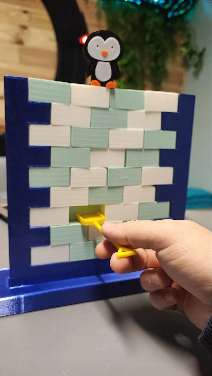 Bức tường với chú pingouin vui nhộn