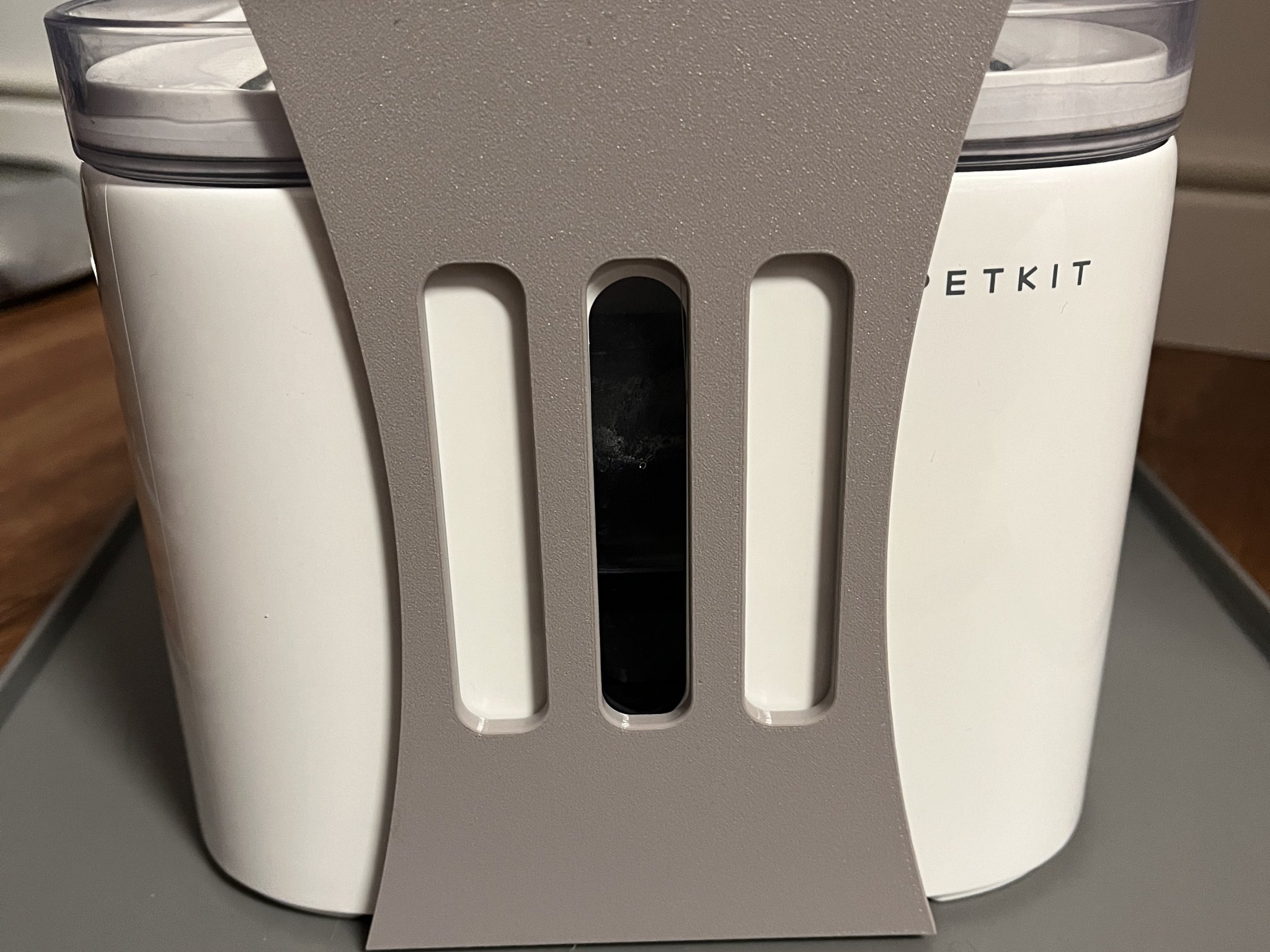 Khóa giữ nắp cho máy phun nước Petkit Eversweet