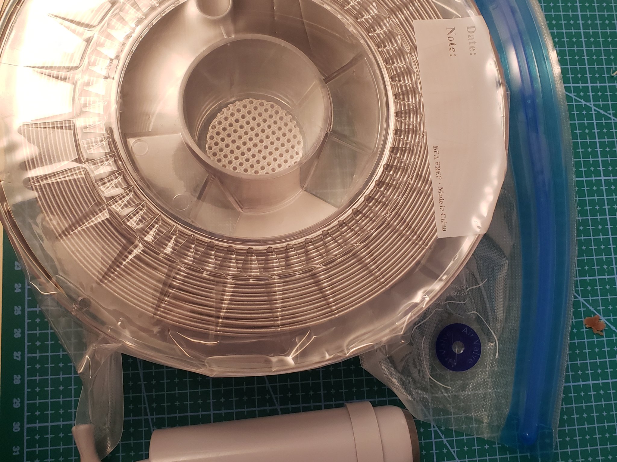 Hộp hút ẩm silicagel nhỏ với lỗ lưu trữ filament