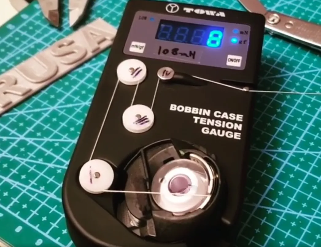 Bộ chuyển đổi hộp cuộn chỉ Brother cho đồng hồ đo căng Towa