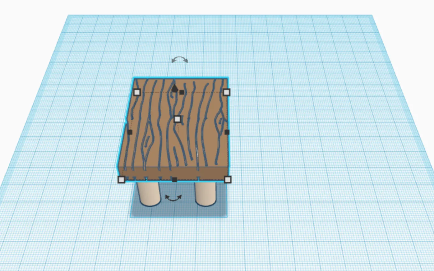 Bàn kỳ quái đơn giản