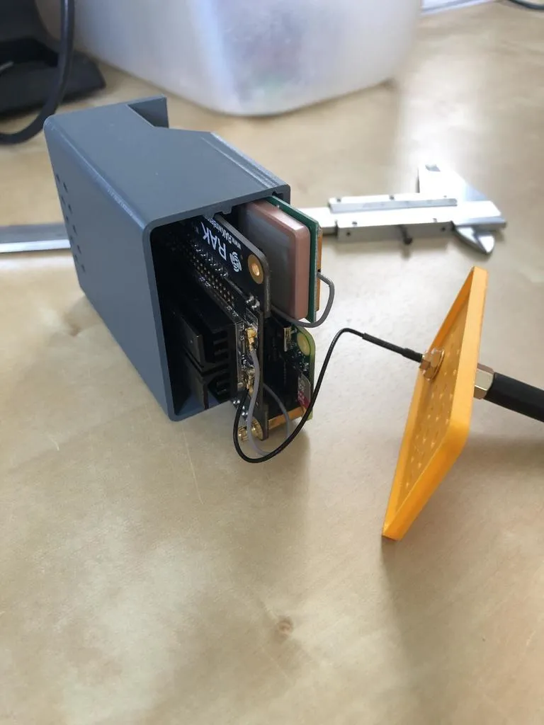 Vỏ bảo vệ cho Raspberry Pi Zero W và RAK2245