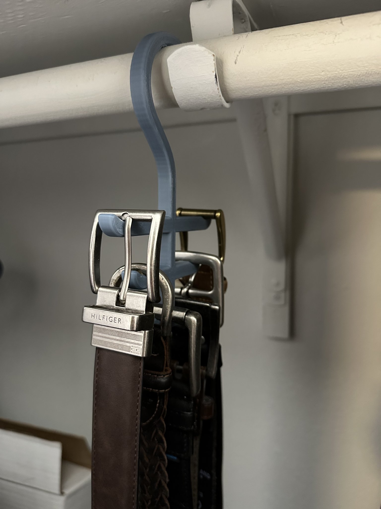 Giá treo dây nịt 6 khe cho tủ quần áo