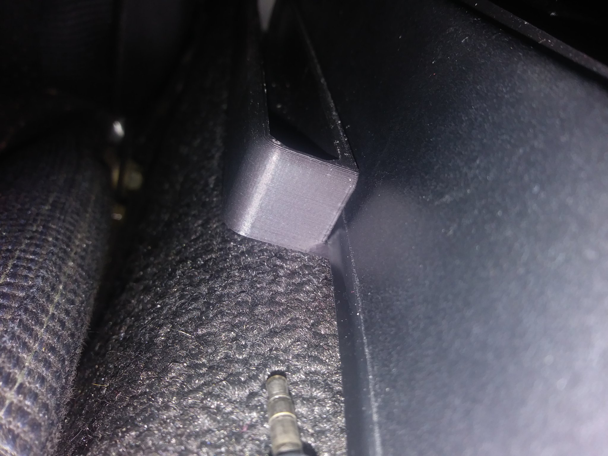 Giá đỡ iPhone cho bảng điều khiển trung tâm Miata