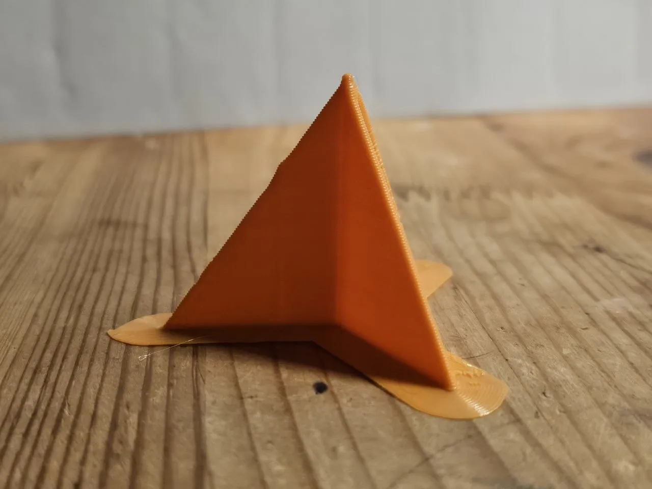 Kim tự tháp họa sĩ tối giản cho in 3D