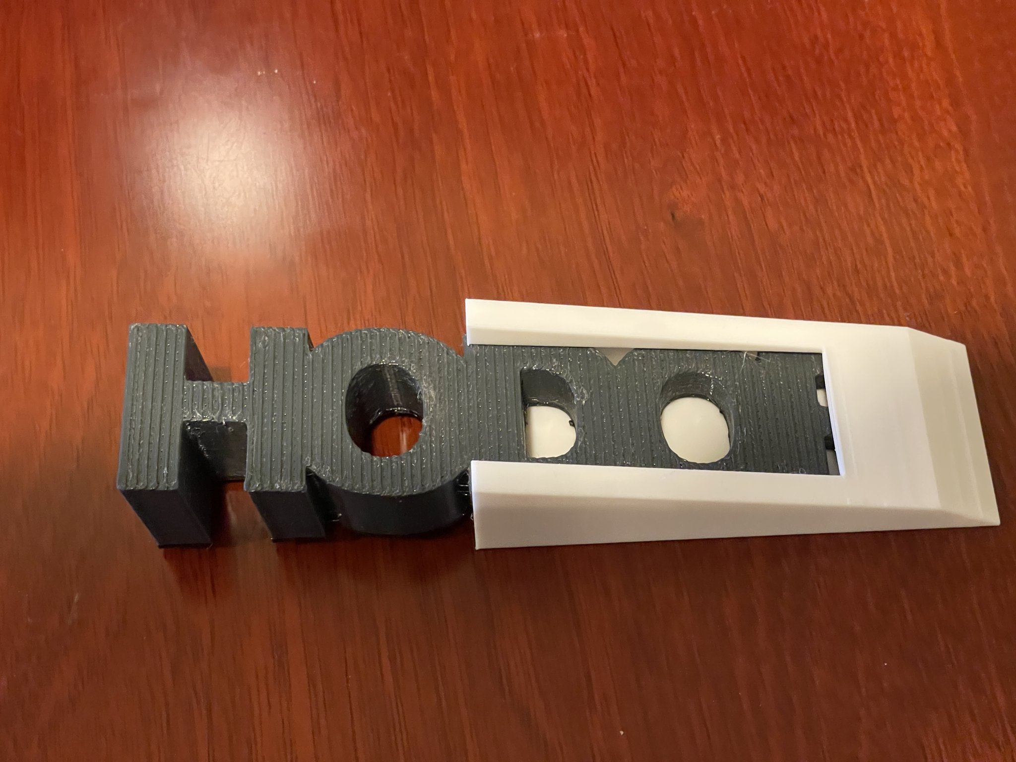 Giá đỡ cửa Hodor giữ cửa tiện lợi và gọn gàng