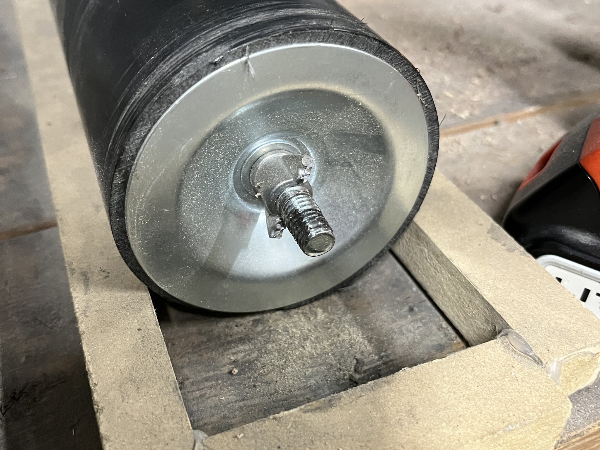 Máy trộn sơn sử dụng khoan điện