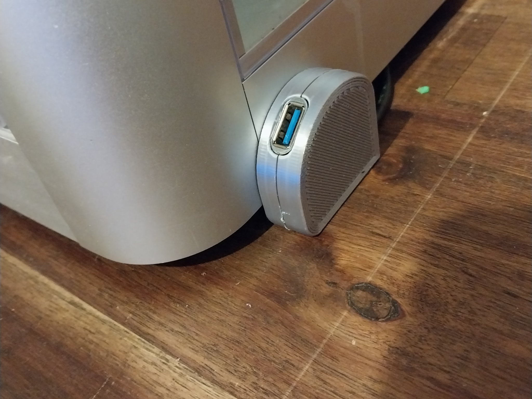 Giá đỡ mở rộng USB tiện lợi cho máy in 3D