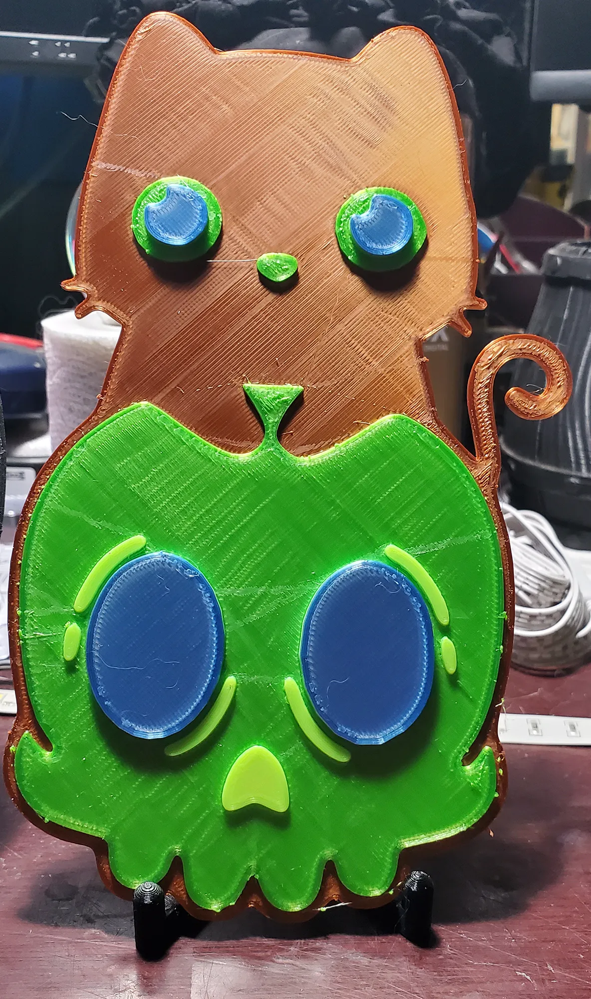 Mô hình nghệ thuật tường Halloween mèo đứng trên đầu lâu