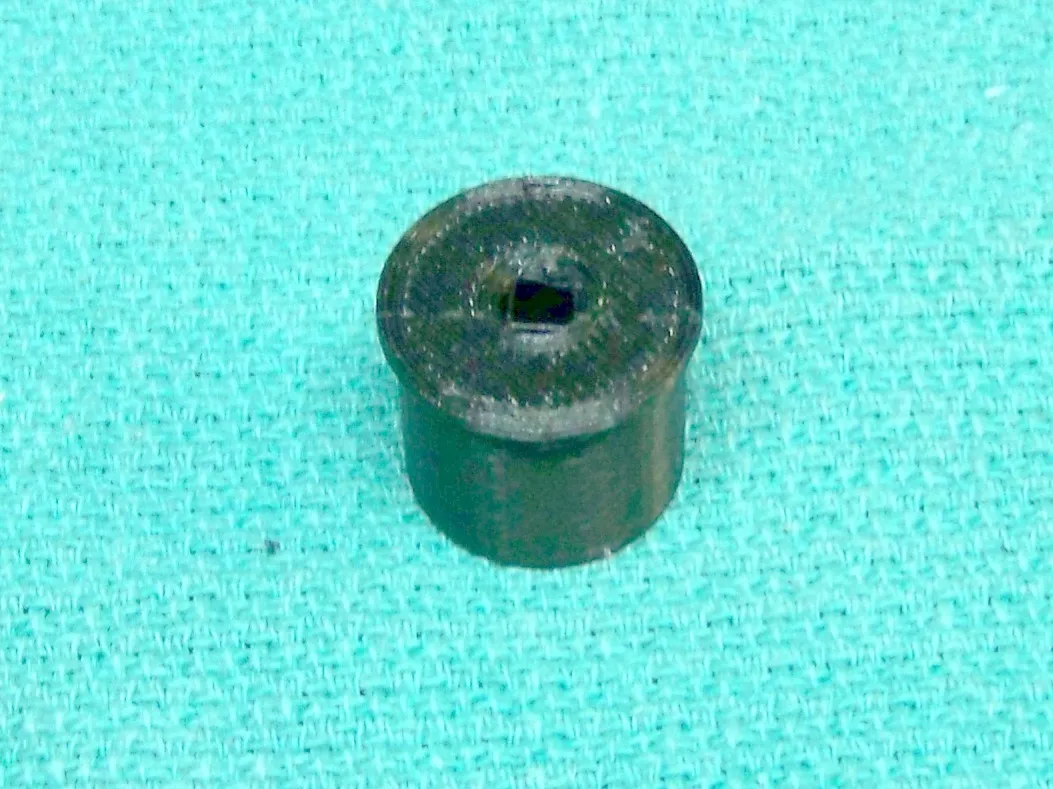 Giá đỡ đèn năng lượng mặt trời gắn tường nhỏ gọn