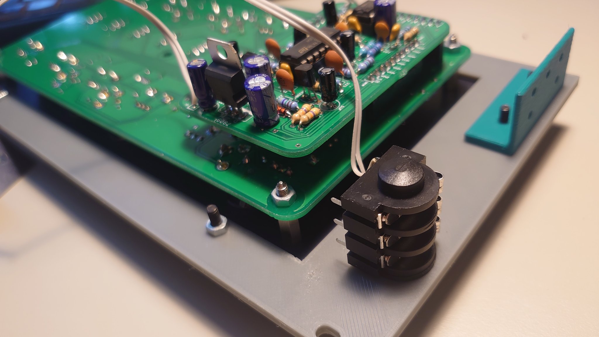 Bộ chuyển đổi WSG/01 MFOS sang Eurorack cho synthesizer