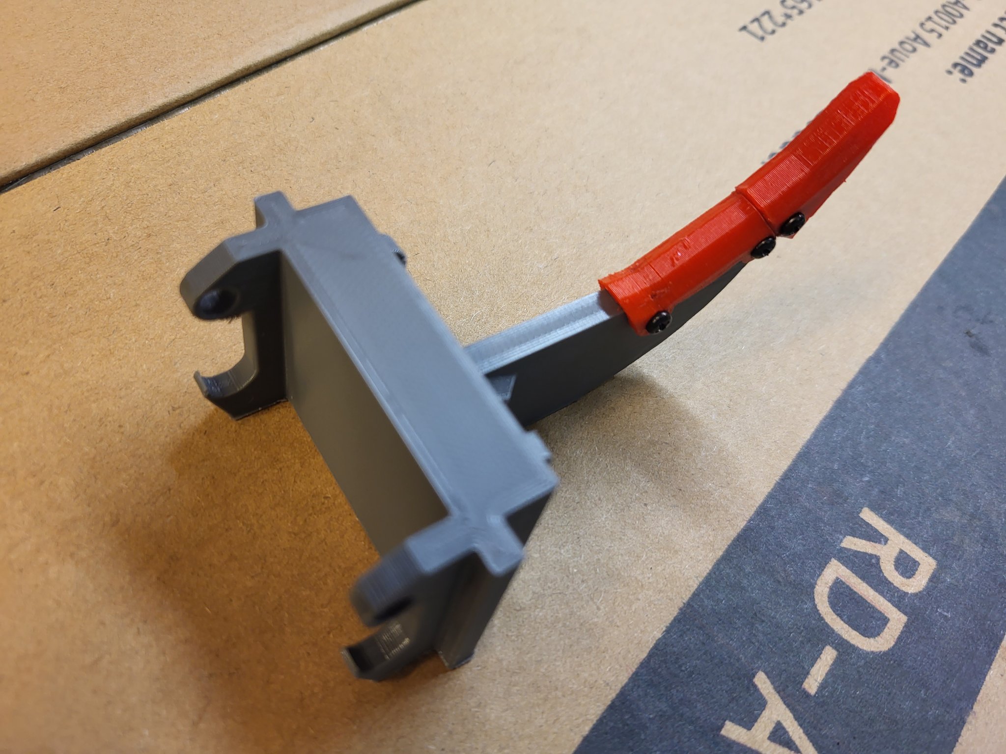 Móng vuốt Ripper cho máy xúc mini Lesu MCL8 - AOUE