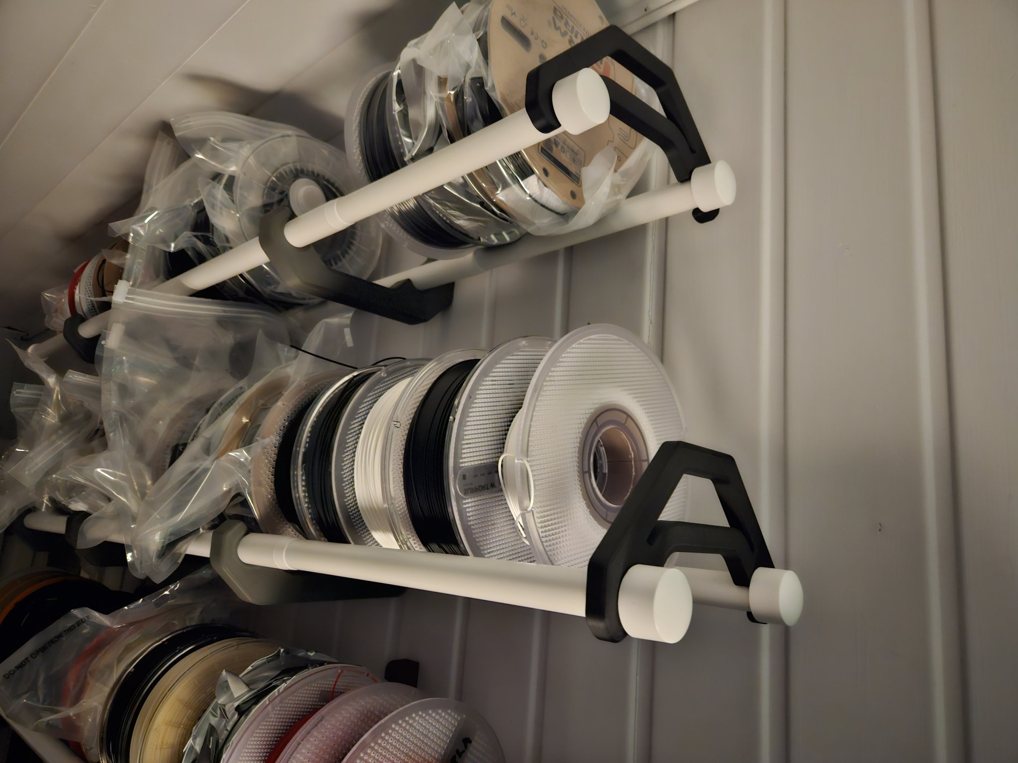 Giá đỡ giá đựng cuộn filament gắn tường