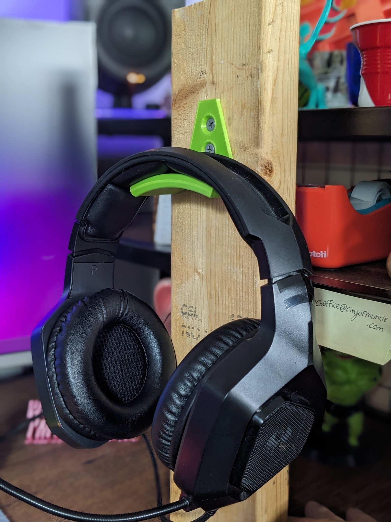 Giá đỡ tai nghe gắn tường tiện lợi