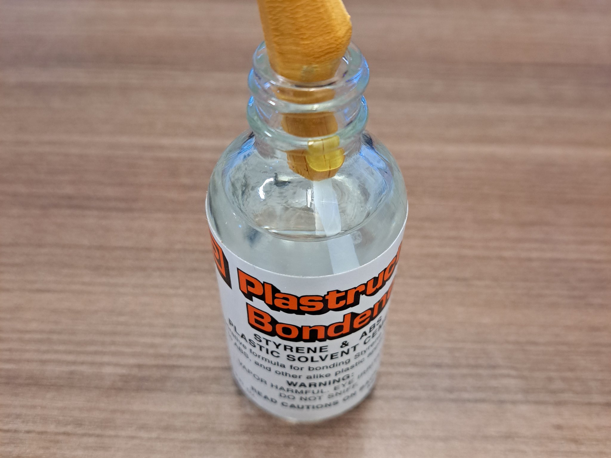 Mở rộng chổi sơn với nắp dung môi tiện lợi