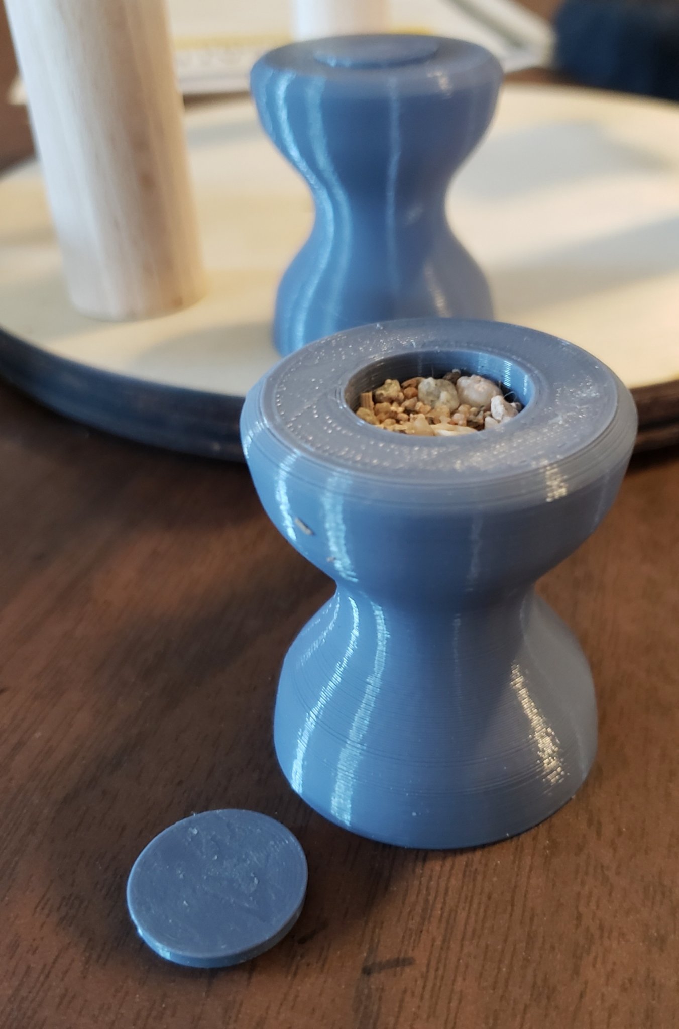 Cuộn bobbin Tama có trọng lượng cho Kumihimo truyền thống