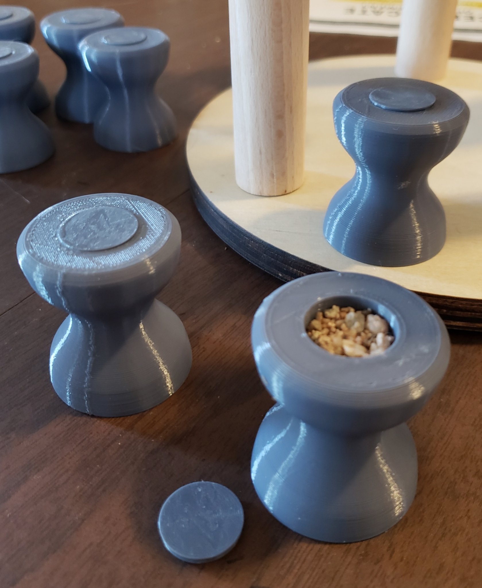 Cuộn bobbin Tama có trọng lượng cho Kumihimo truyền thống