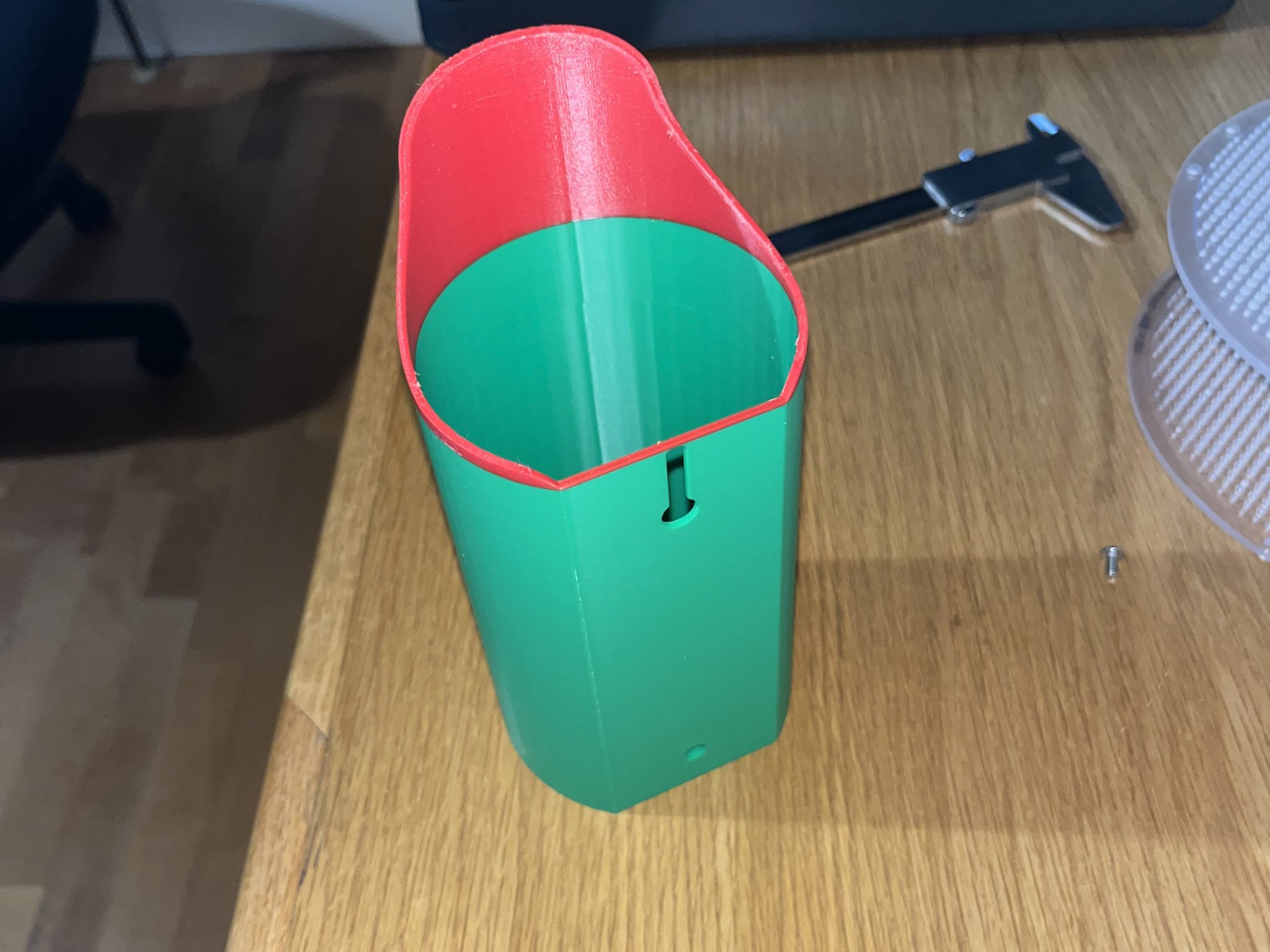 Hệ thống ống thải phân nhỏ gọn và từ tính