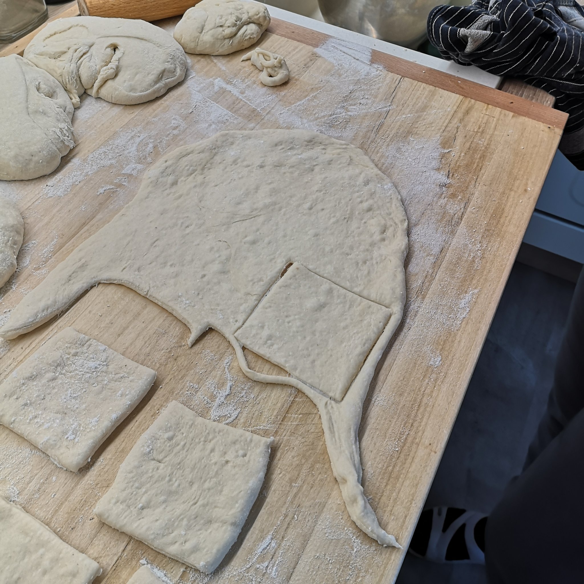 Máy cắt bánh hình vuông 8 cm cho bánh ngọt