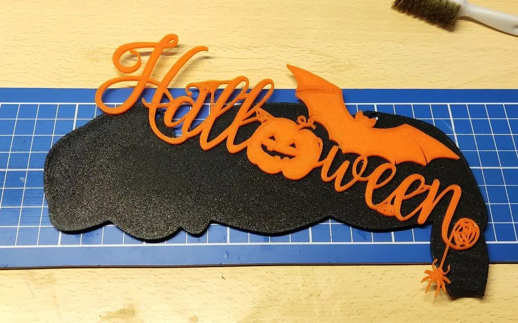 Biển hiệu Halloween với hình dơi trang trí