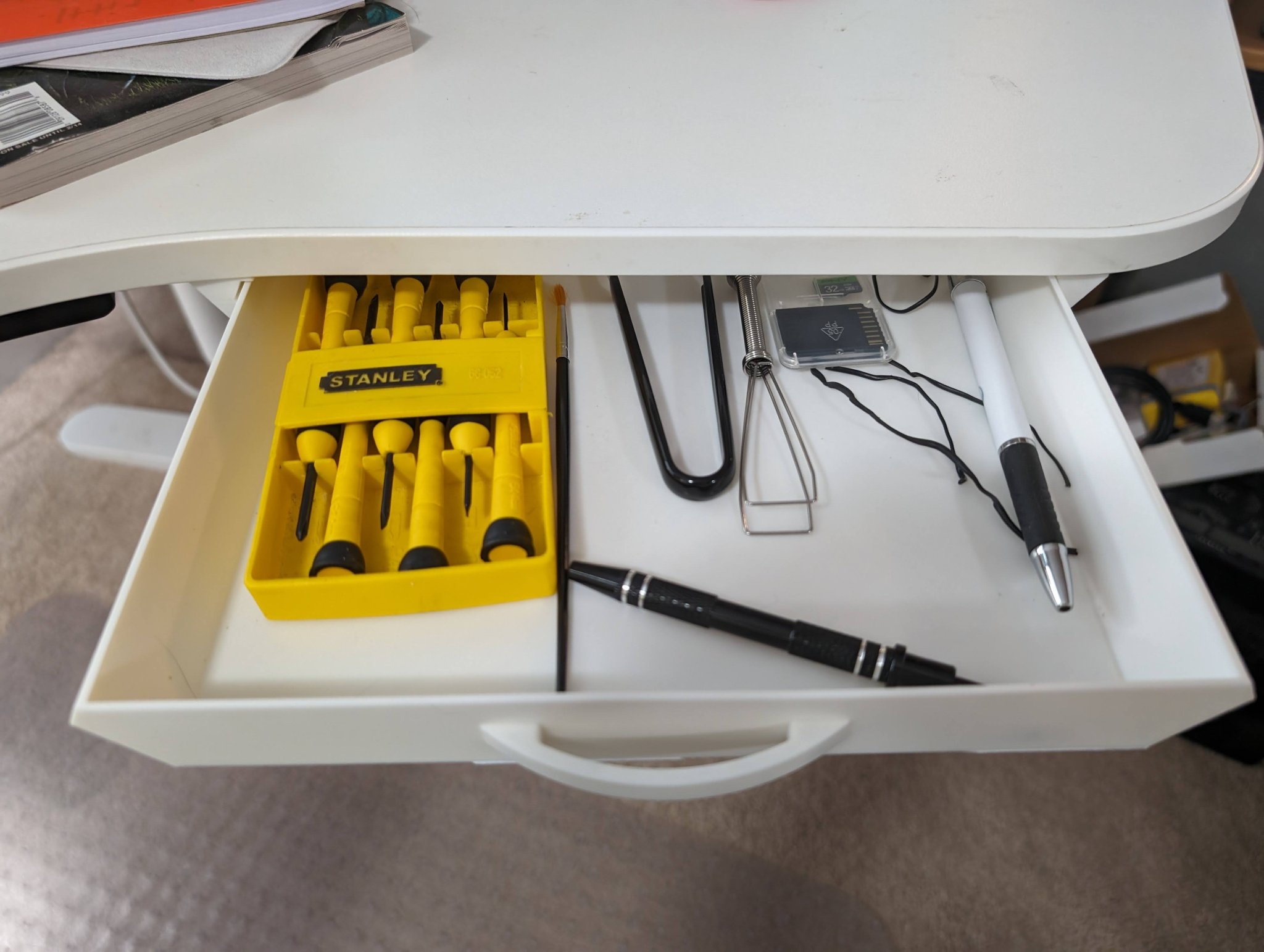 Ngăn kéo rộng 2.0 cho bàn làm việc