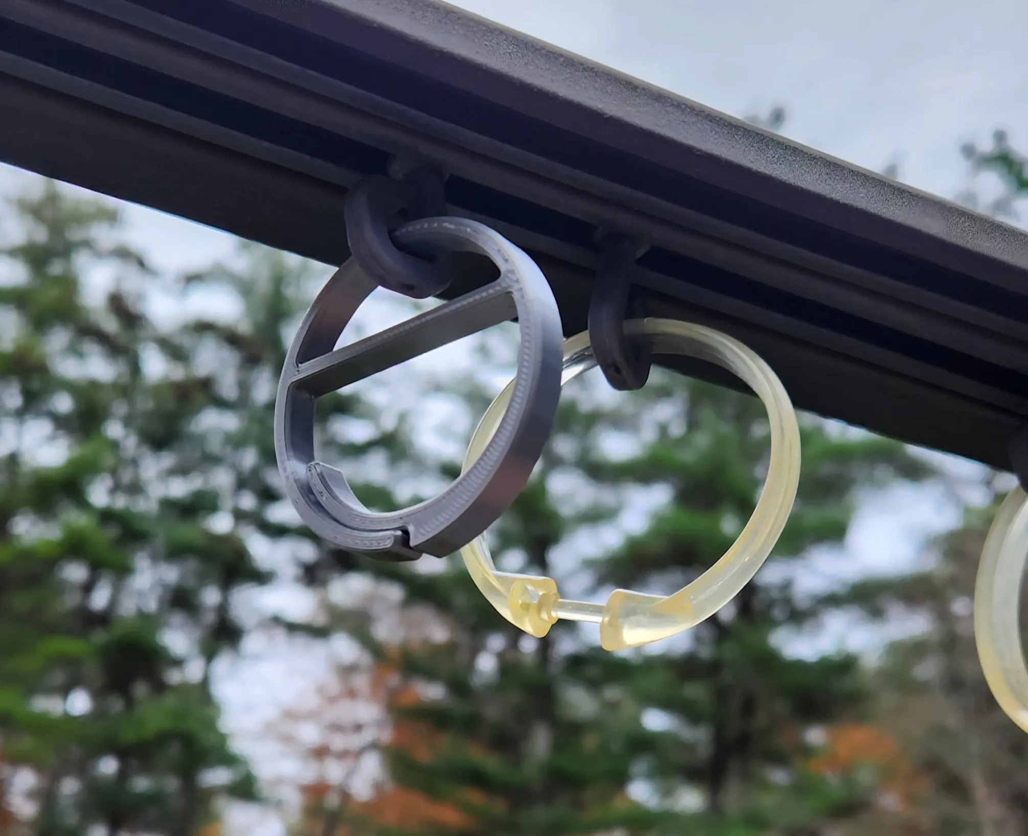 Móc rèm cho nhà kính trên sân thượng