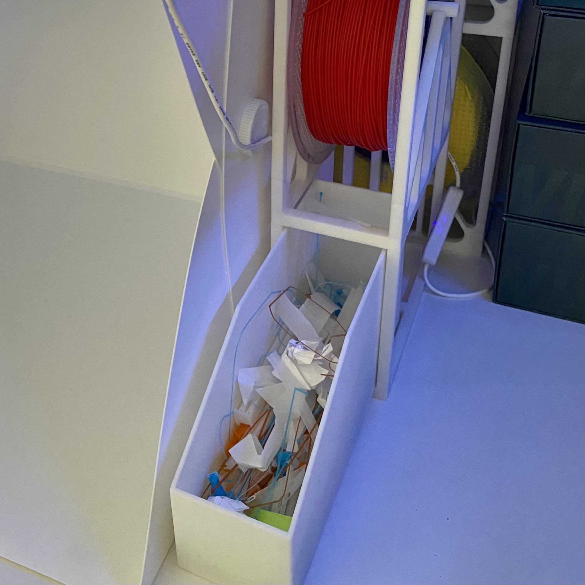 Ngăn chứa rác cho giá đỡ cuộn dây xếp chồng