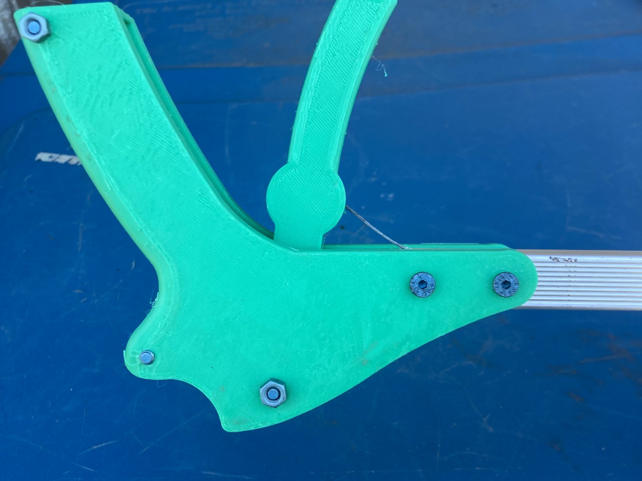 Tay cầm thay thế cho máy hốt phân Diamond Trigger