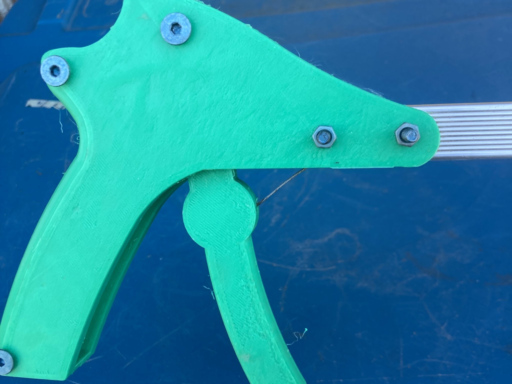 Tay cầm thay thế cho máy hốt phân Diamond Trigger