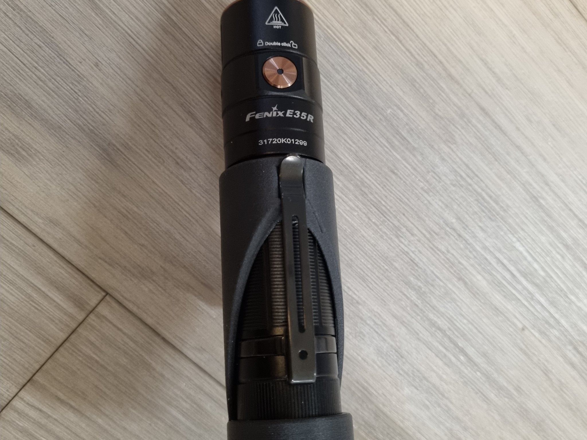 Giá đỡ đèn pin Fenix E35R lắp GoPro