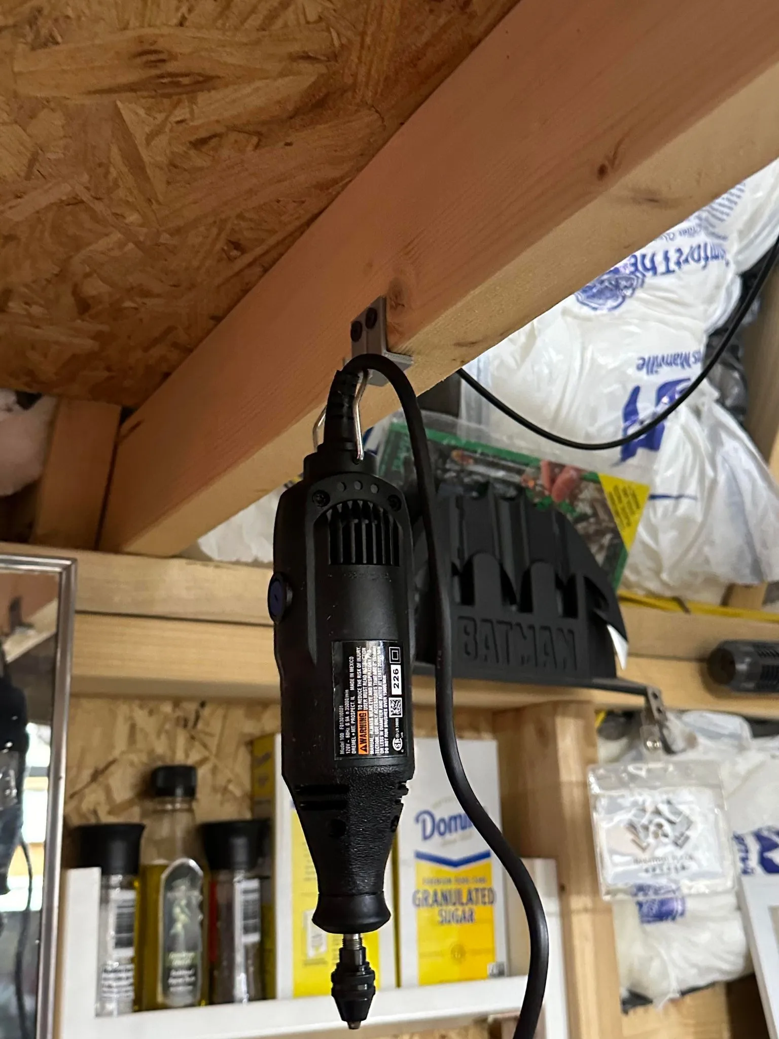 Giá đỡ móc treo cho dụng cụ Dremel