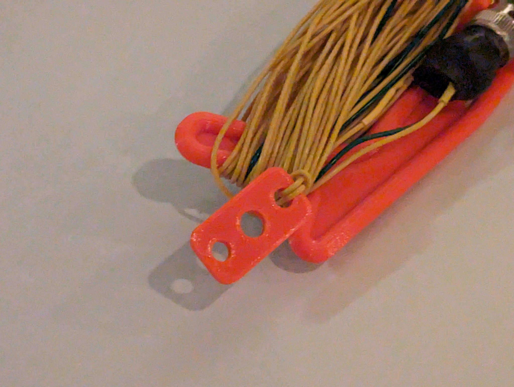 Giá đỡ ăng-ten Carbon6 cho ăng-ten sóng nửa cuối