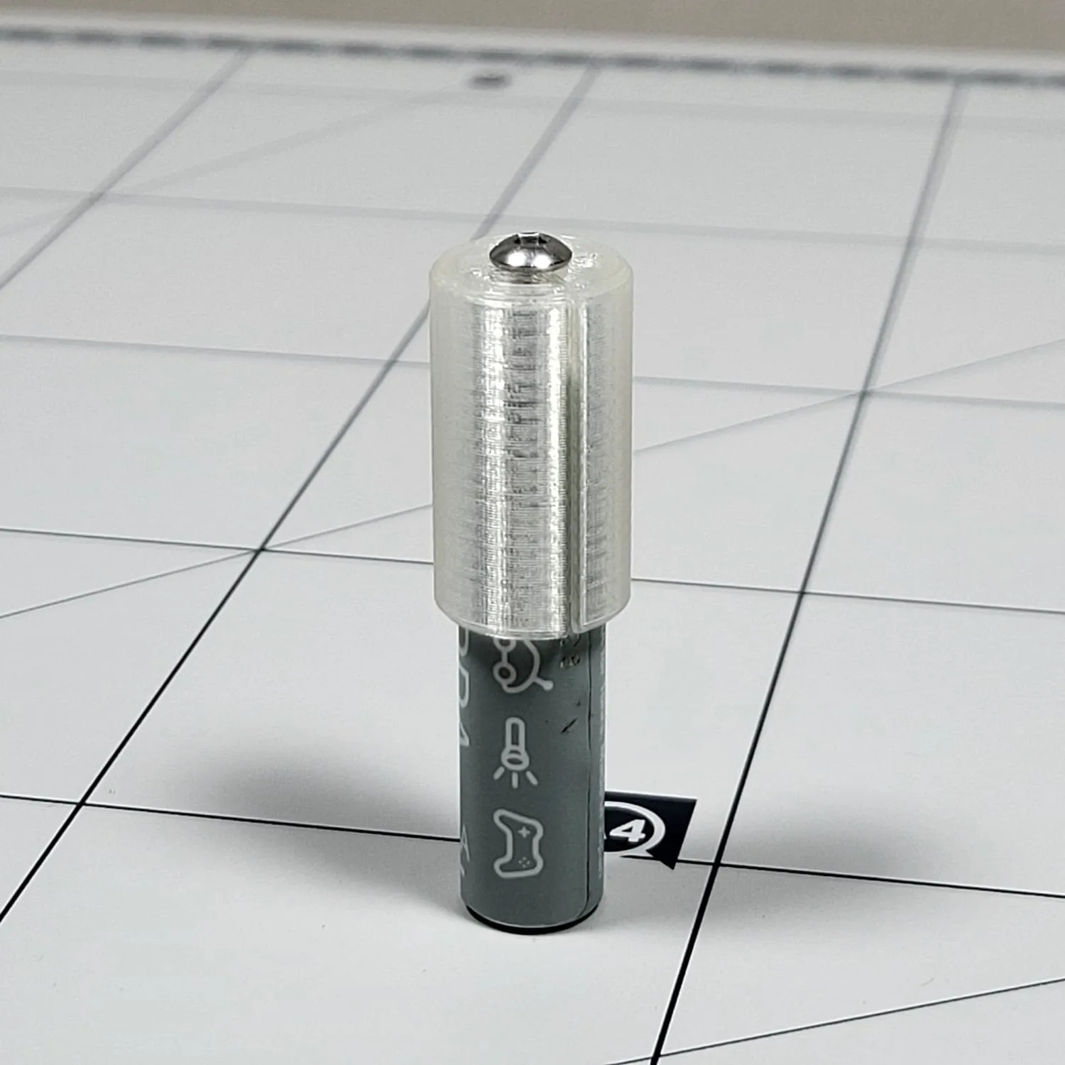 Bộ chuyển đổi pin AAA sang AA nhẹ cho chuột