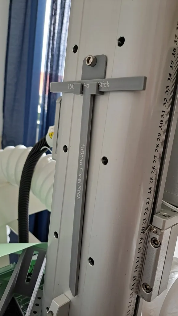 Giá đỡ que tiêu điểm cho máy laser sợi quang