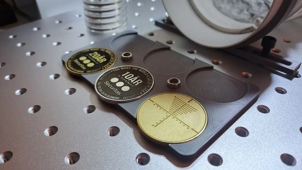 Giá đỡ đồng xu 40mm cho khắc laser