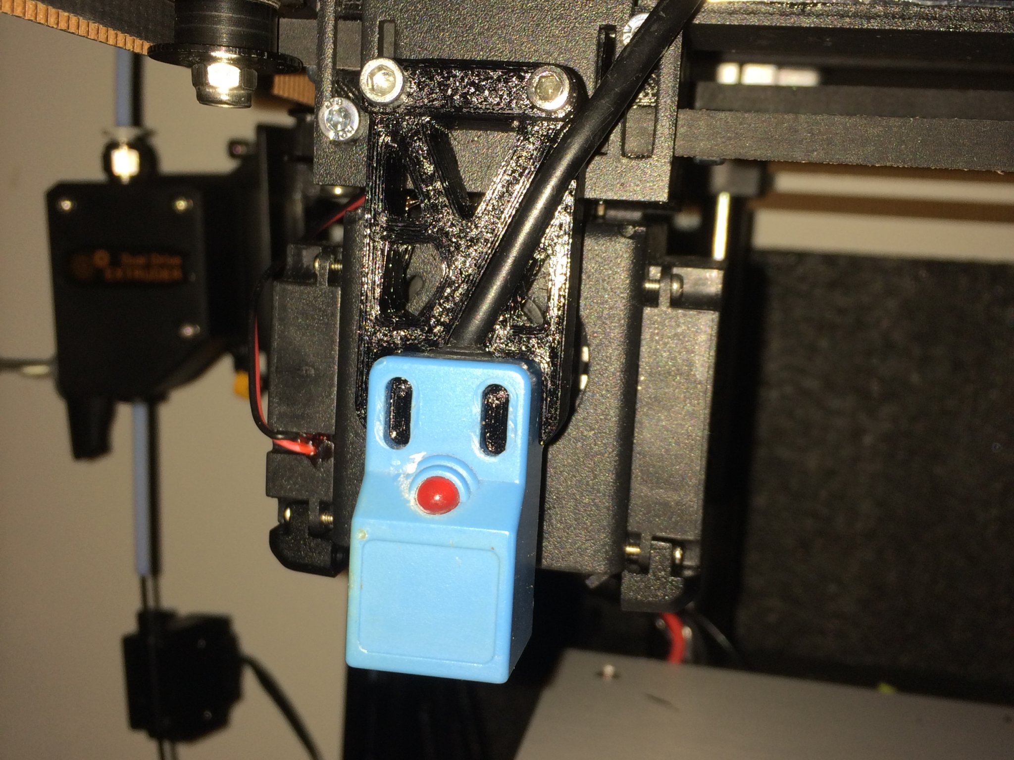 Giá đỡ cảm biến tiệm cận Sapphire Pro