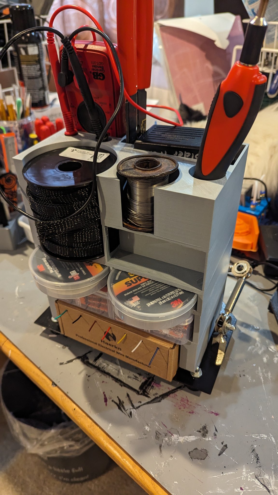 Trạm hàn và công cụ điện cho người đam mê điện tử