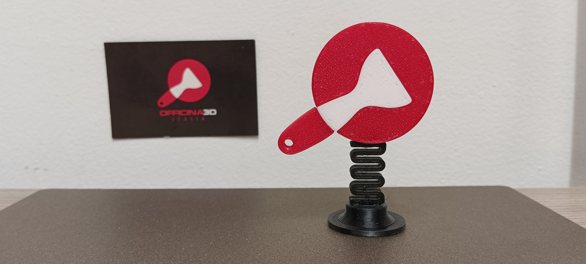 Logo Officina 3D Italia với thiết kế lò xo độc đáo