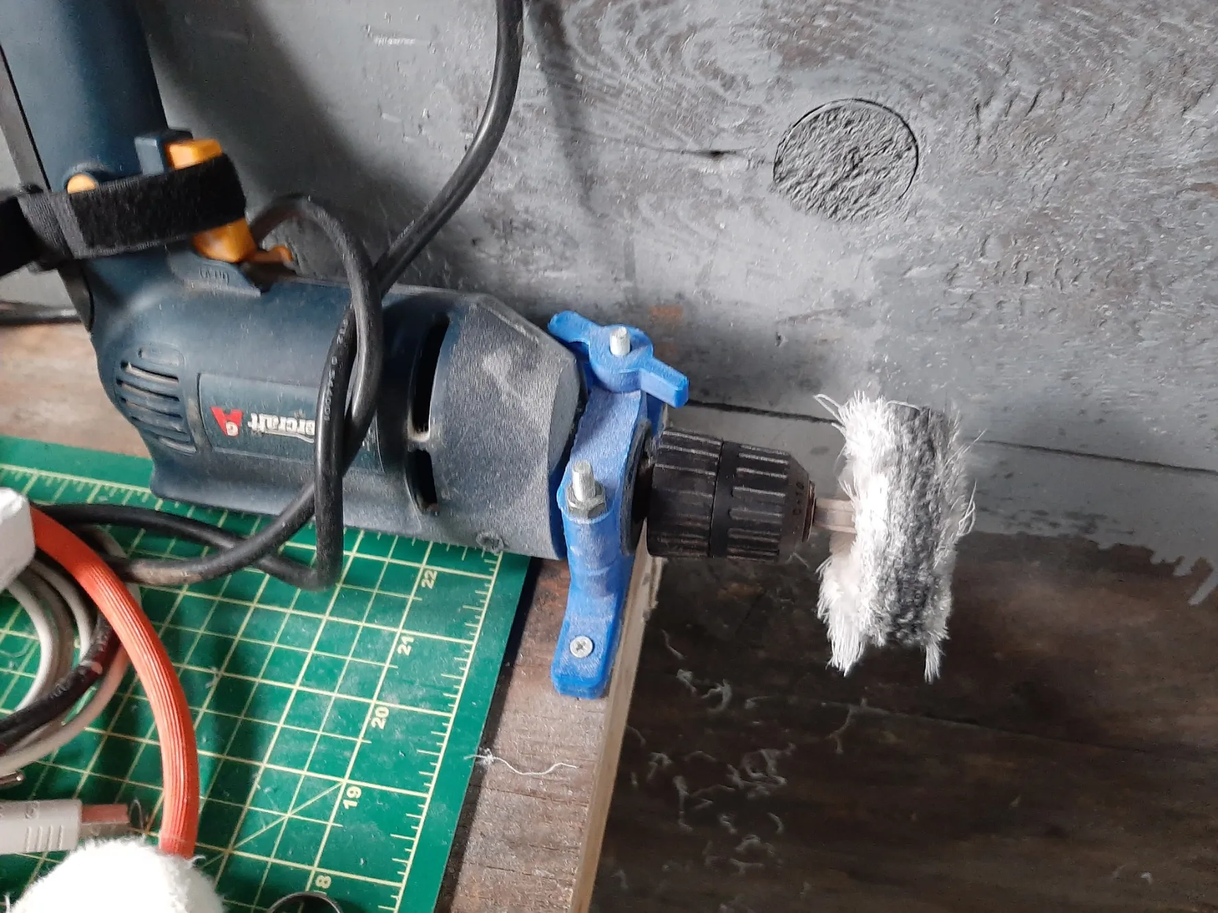 Kẹp khoan chắc chắn cho bàn làm việc